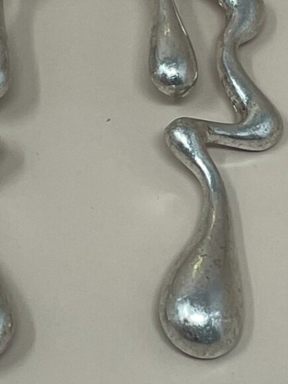 8 Other Reasons | Nat & Liv Burnished Silver Drop Earrings - Picture 3 of 4